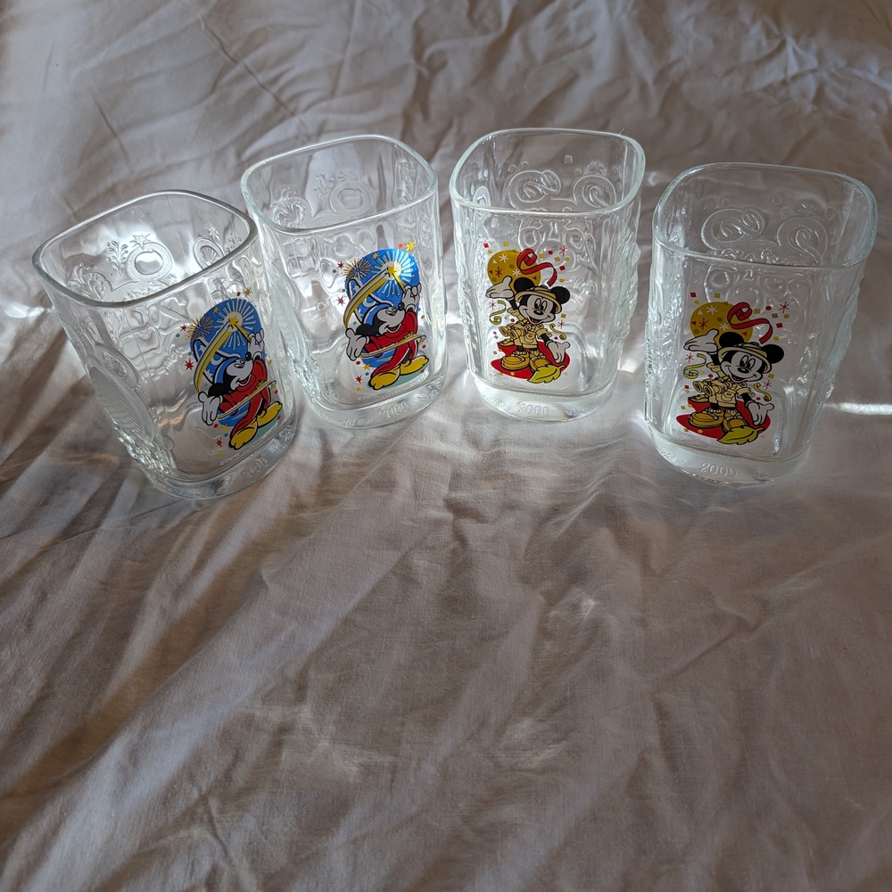 2/50$ Disney Character Glass Tumblers - Clear with Colorful Designs